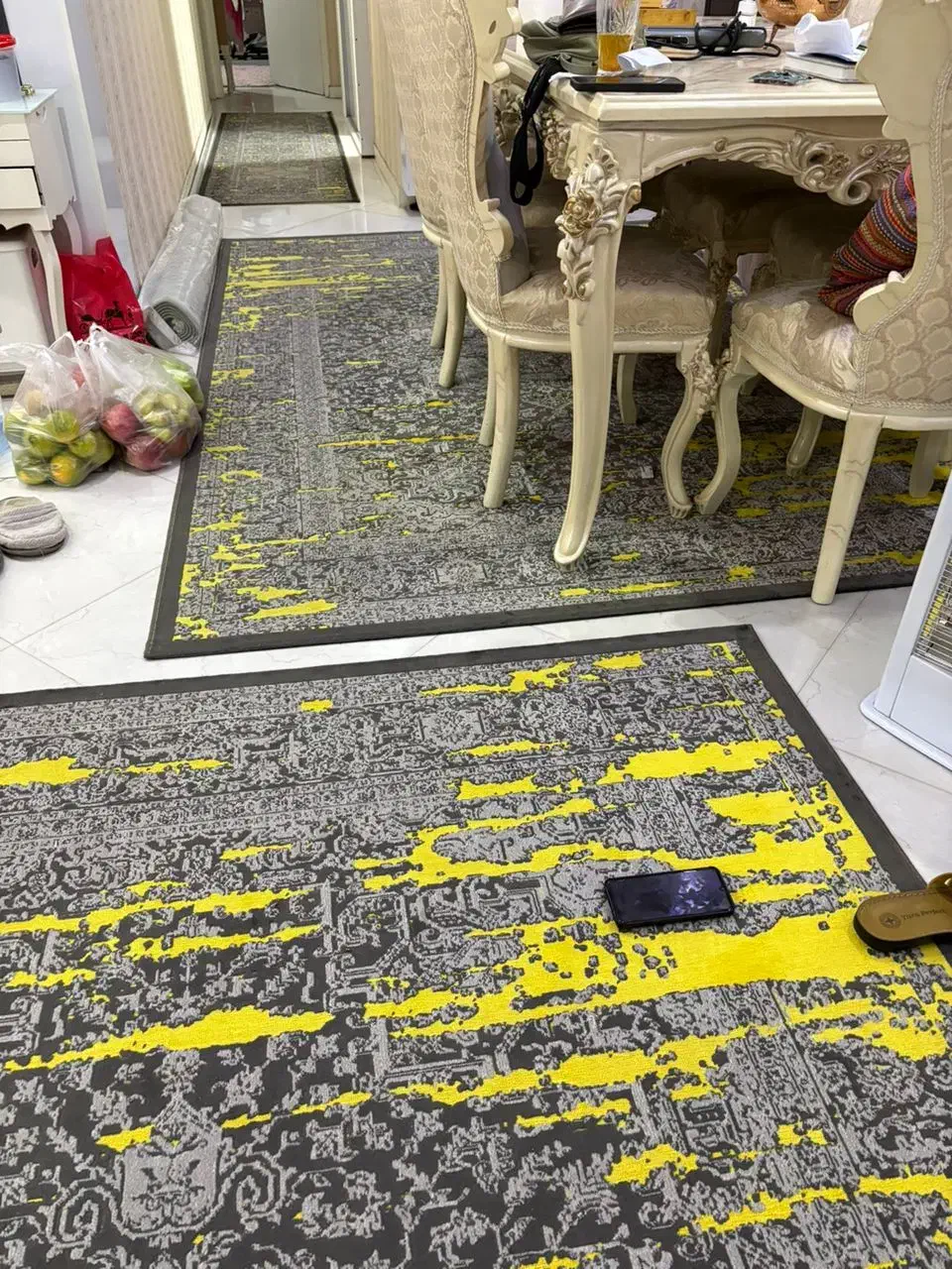 سه عدد فرش سالم و یه کناره وآباژور سالم|فرش|اسلامشهر, شهرک واوان|دیوار