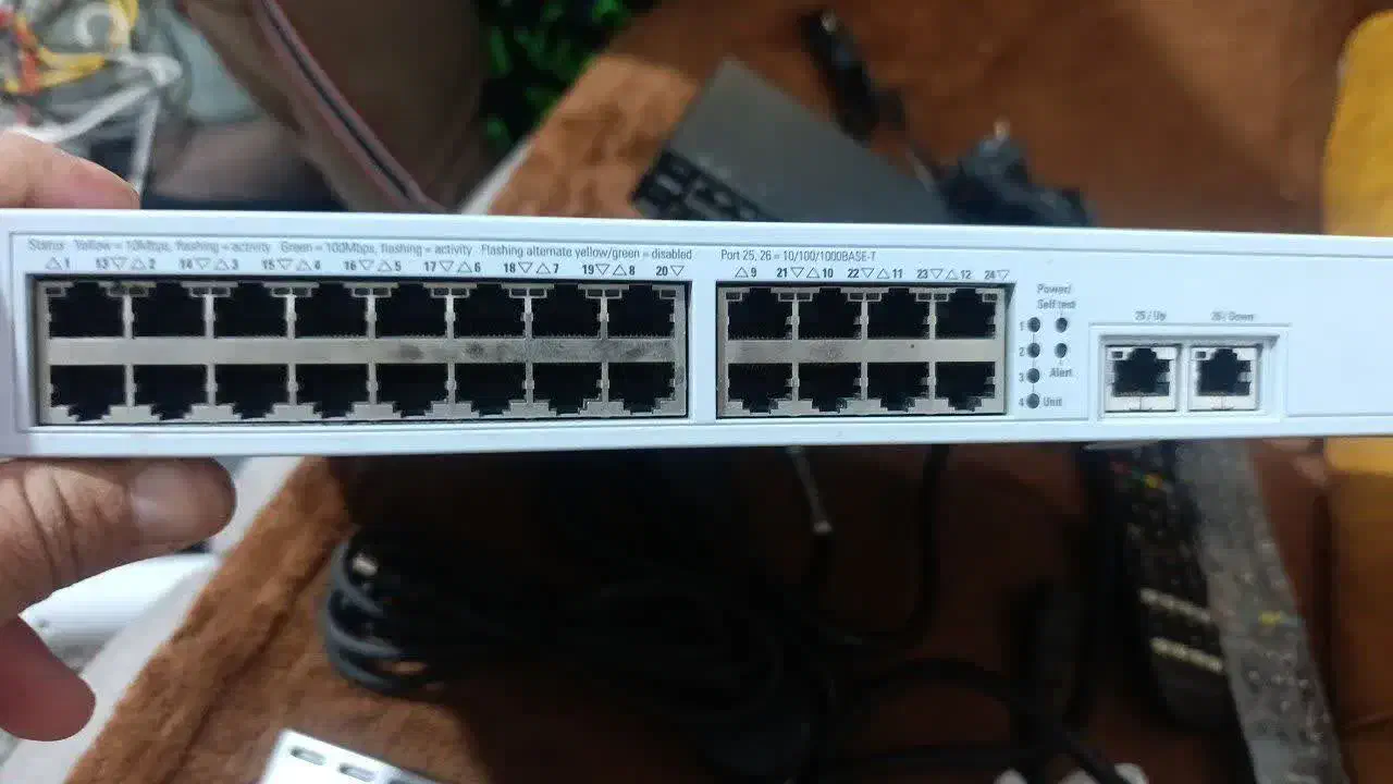 انواع سویچ شبکه ۸بردیگابایت و۲۴پورت|مودم و تجهیزات شبکه|قم, پردیسان|دیوار