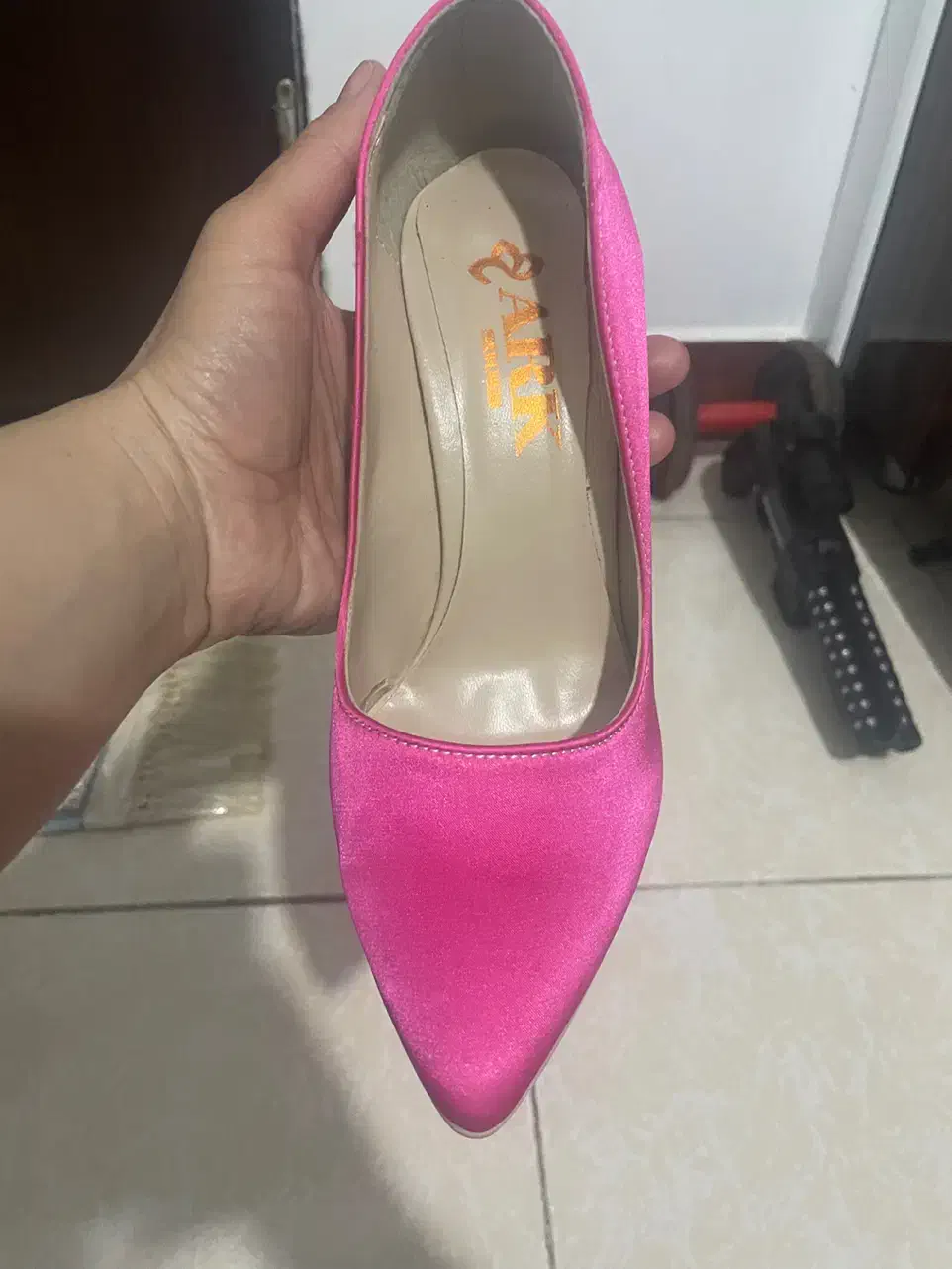 کفش مجلسی|کیف، کفش، کمربند|مرند, |دیوار