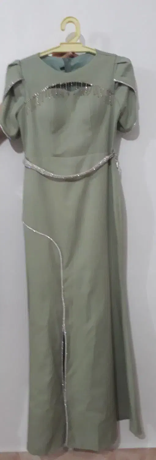 لباس مجلسی|لباس|شفت, |دیوار