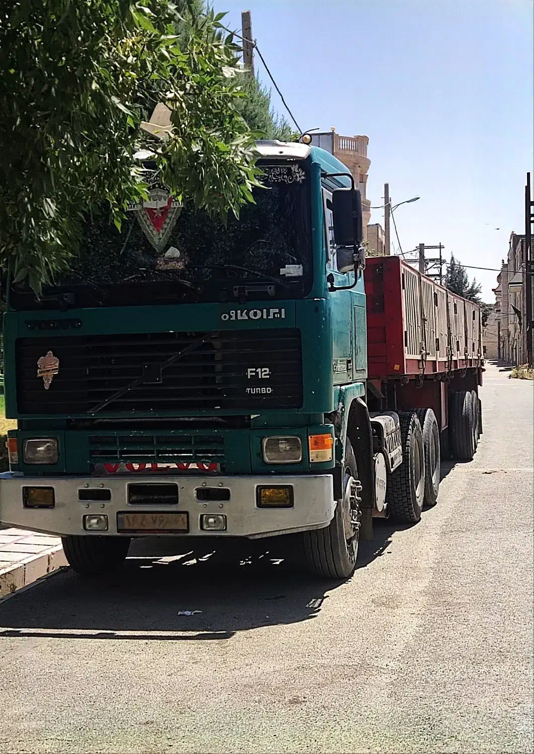 استخدام راننده تریلی|استخدام حمل و نقل|بروجرد, |دیوار