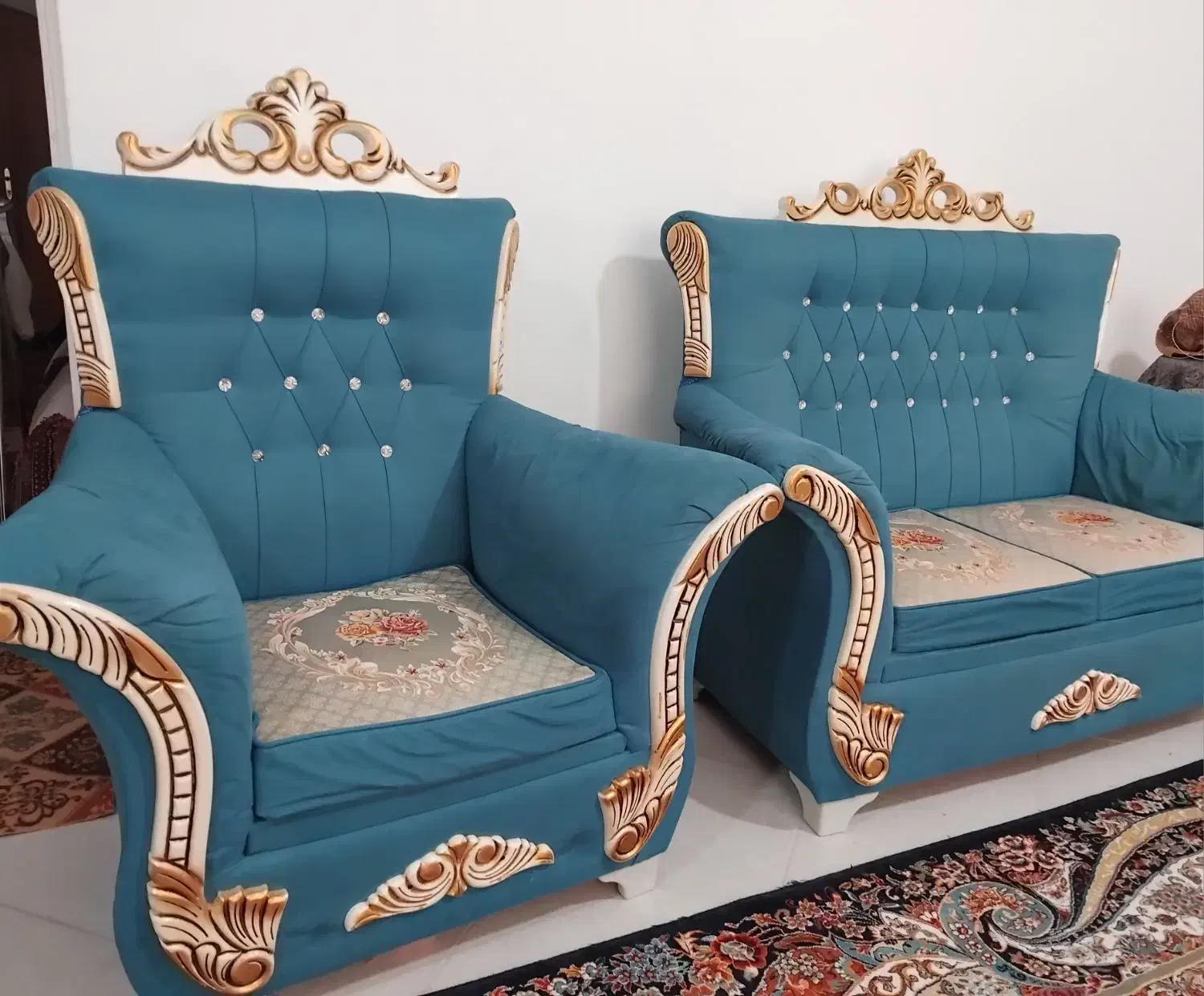 مبل|مبلمان خانگی و میز عسلی|شیروان (خراسان), |دیوار