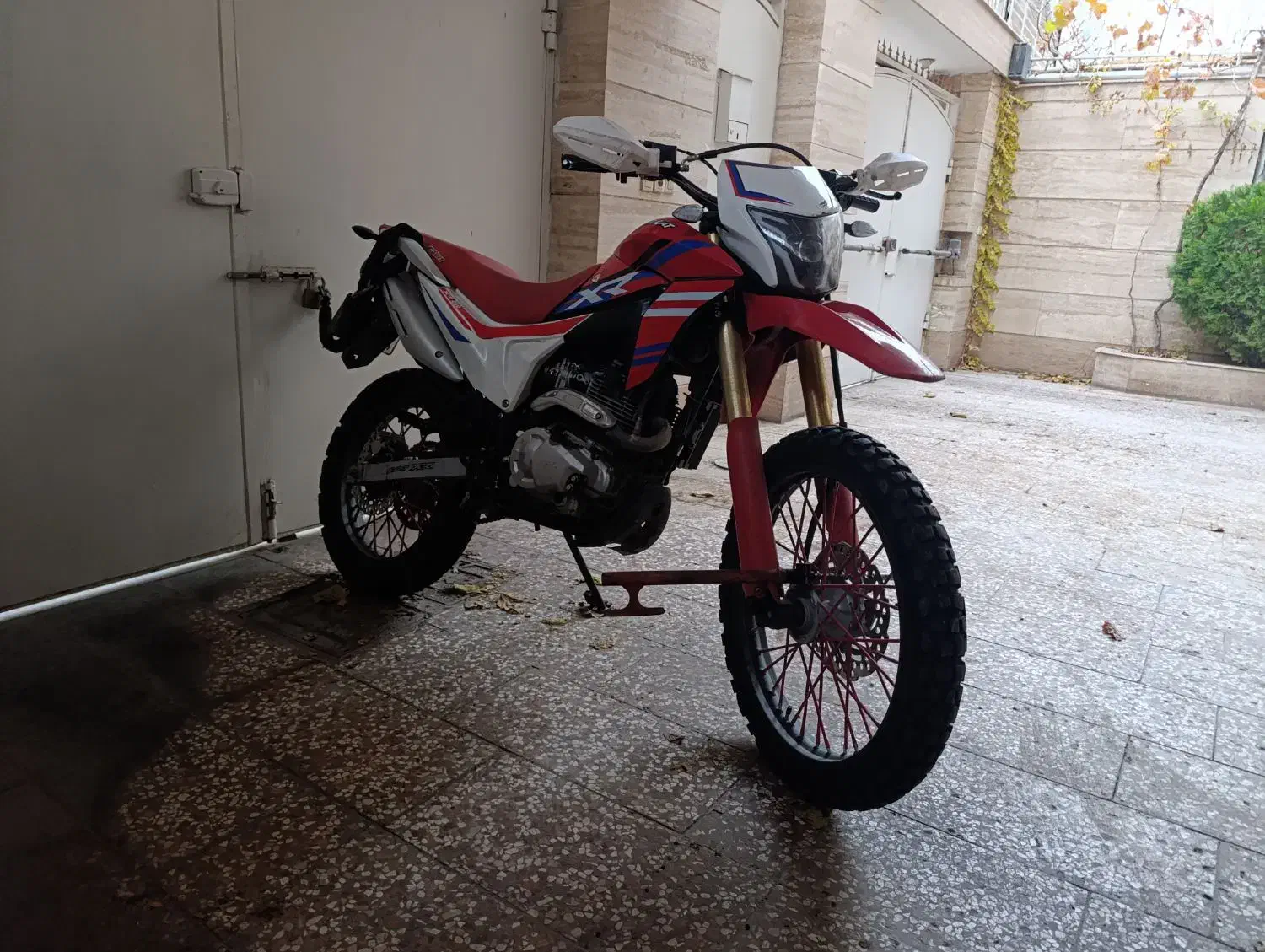 فلات ۲۵۰ شرایط|موتورسیکلت|مشهد, زیبا شهر|دیوار