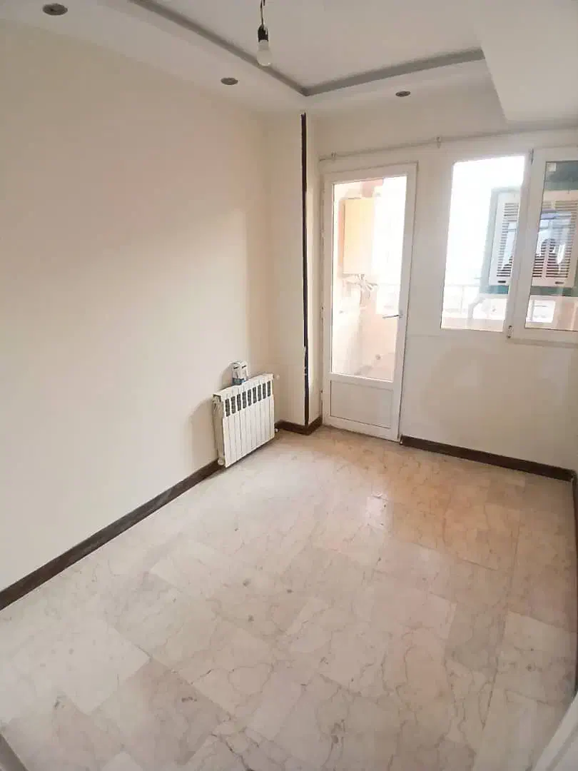 ۸۲ متر دو خوابه/ ۷ساله/ جنت‌آباد شمالی/ اخلاص