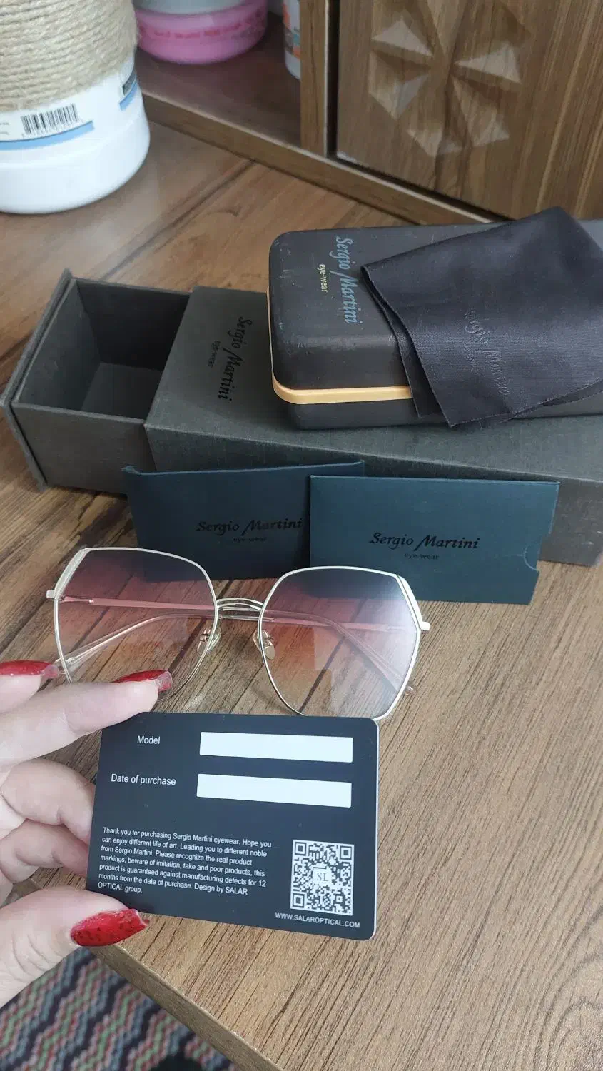 عینک آفتابی|زیورآلات و اکسسوری|تفت, |دیوار