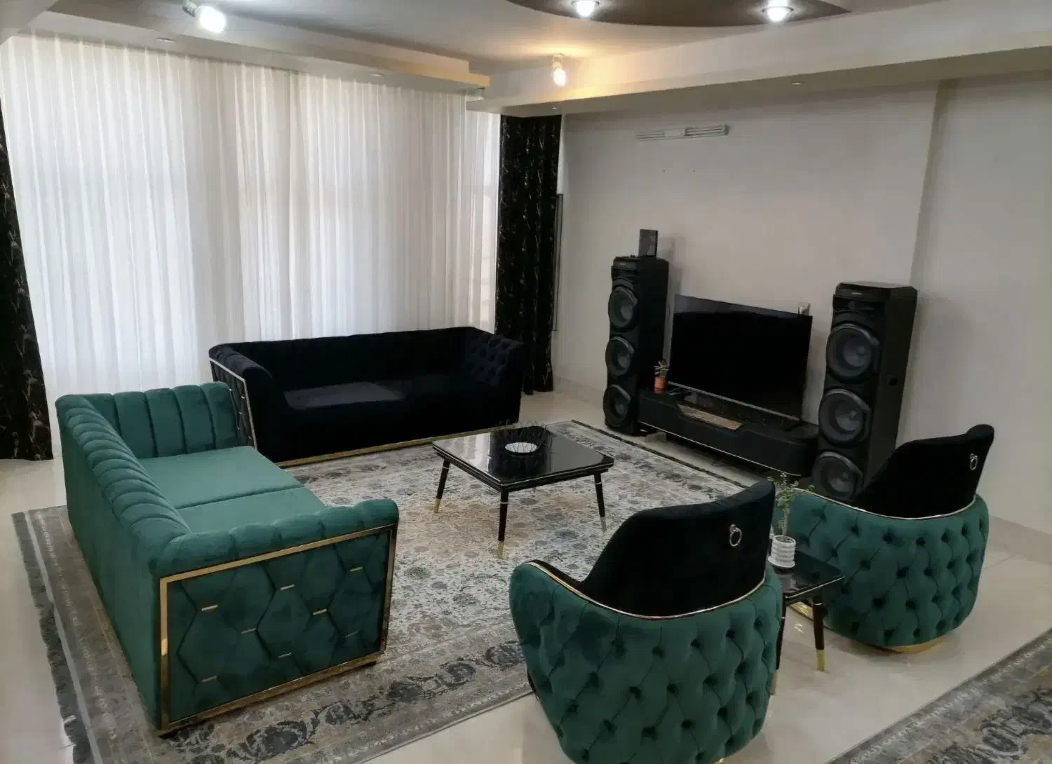 مبلمان شیک|مبلمان خانگی و میز عسلی|خمینیشهر, |دیوار