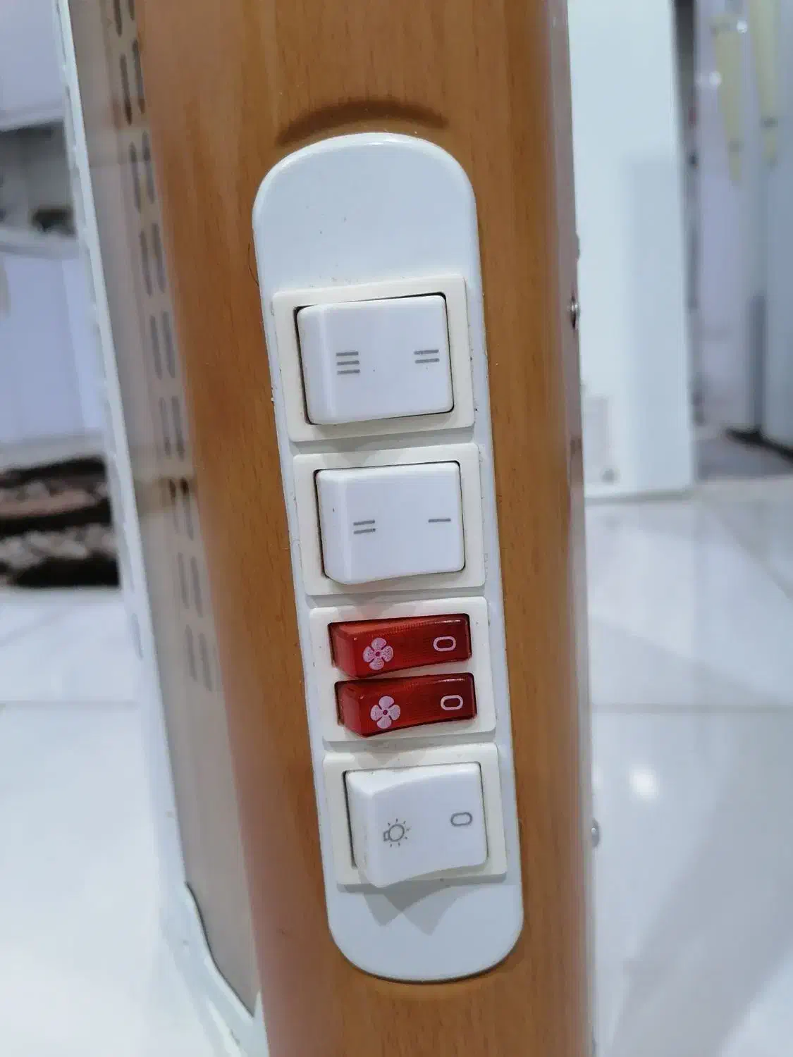 هود|هود|کاشمر, |دیوار