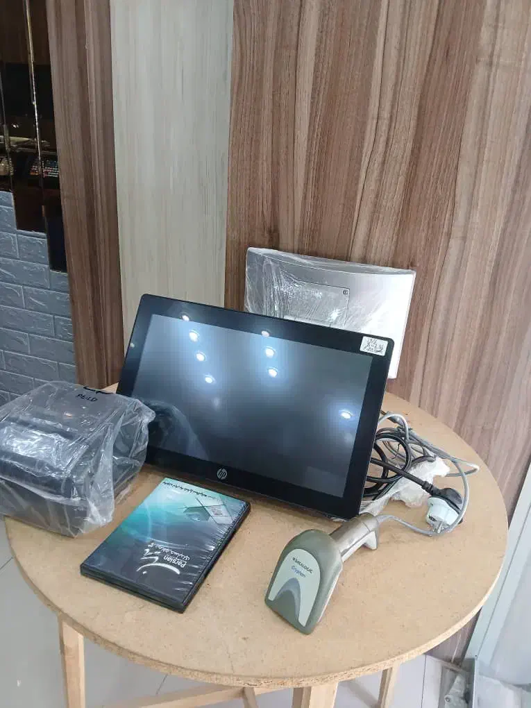 صندوق فروشگاهیhp مدل Rp99015|فروشگاه و مغازه|بوشهر, |دیوار