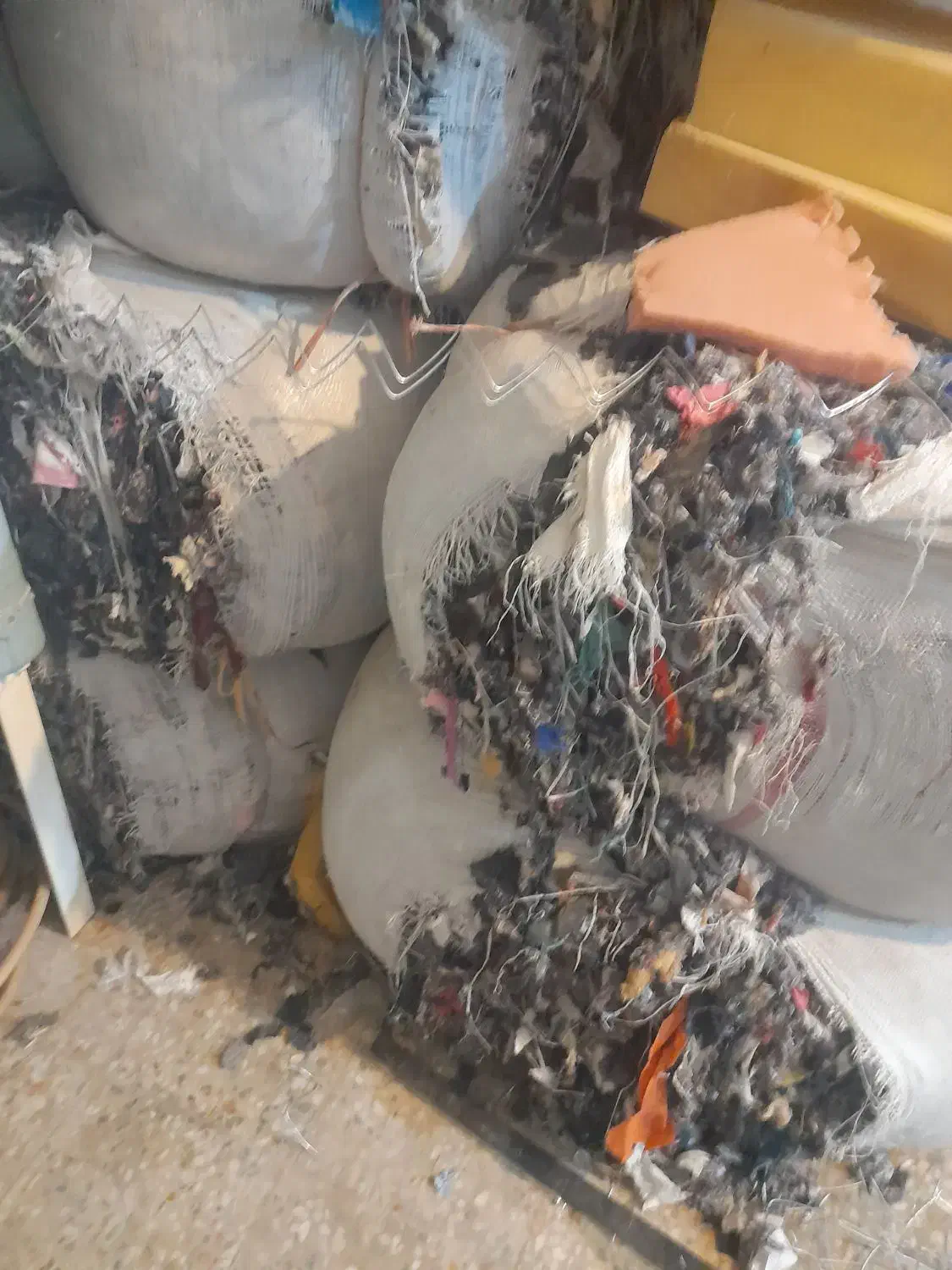 فروش،  تکه پارچه الیاف شده جهت کار تولیدی، مبلمان|مبلمان خانگی و میز عسلی|نورآباد ممسنی, |دیوار