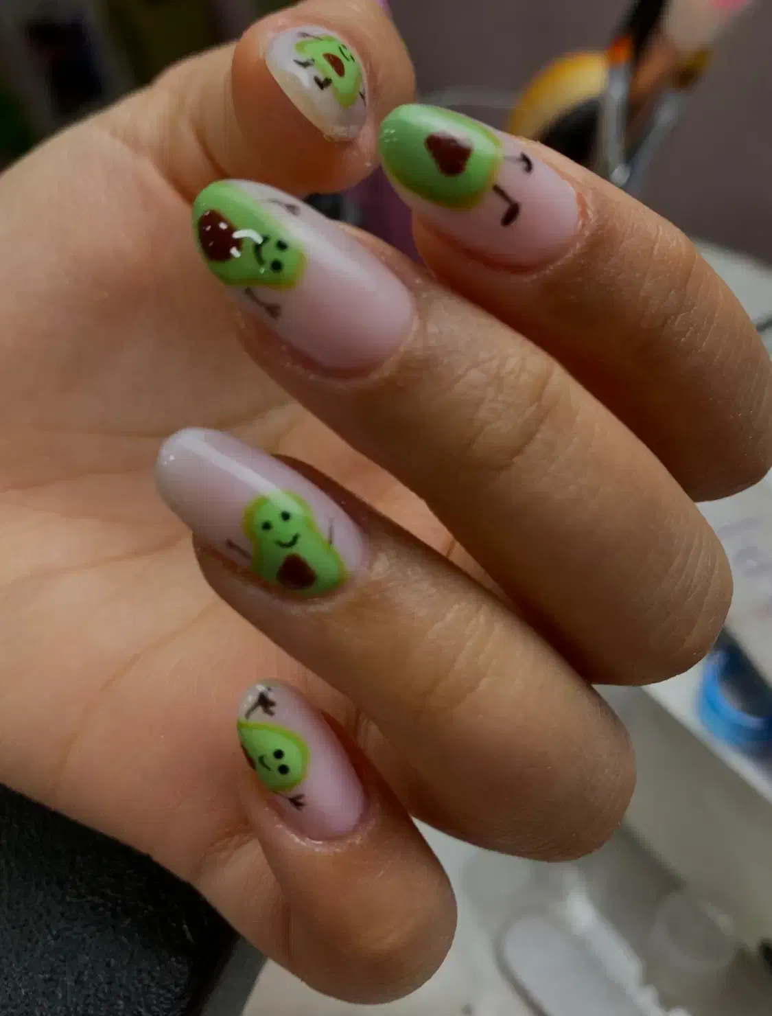 آف خدمات ناخن به مدت محدود|خدمات آرایشگری و زیبایی|اهواز, کوی باهنر|دیوار