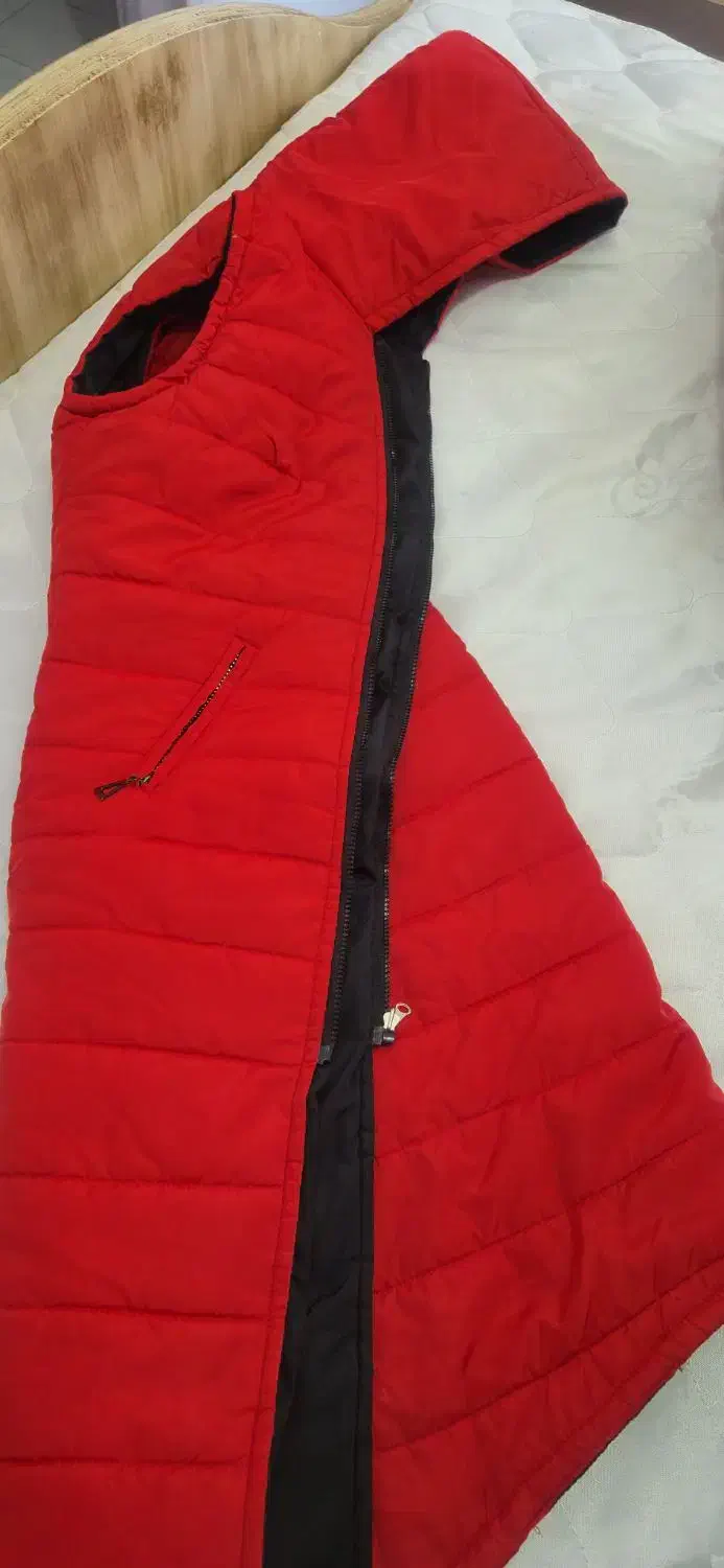 پافر قرمز|لباس|قرچک, باقرآباد|دیوار