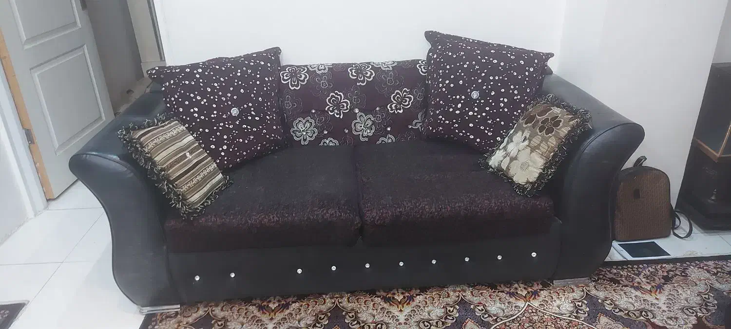 مبلمان راحتی چرم همراه عسلی|مبلمان خانگی و میز عسلی|فردیس, شهرک وحدت|دیوار