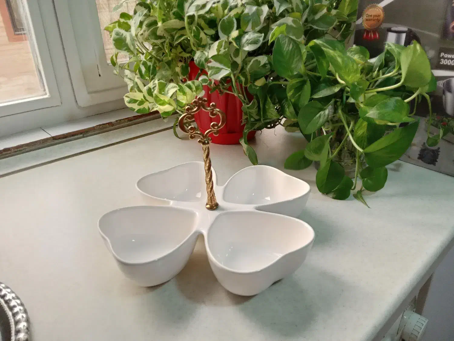 جای تنغلاتی روی میز پزیرایی|ظروف سرو و پذیرایی|ری, ولی آباد|دیوار