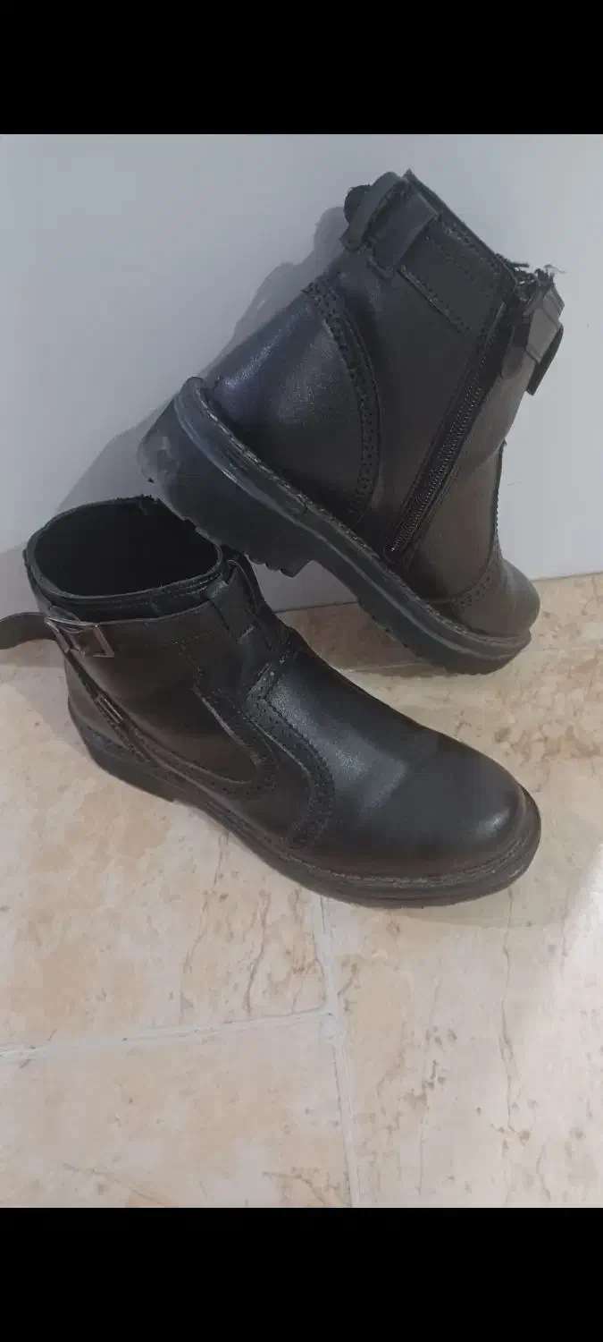 نیم بوت سایز۳۸|کیف، کفش، کمربند|زاینده رود, |دیوار