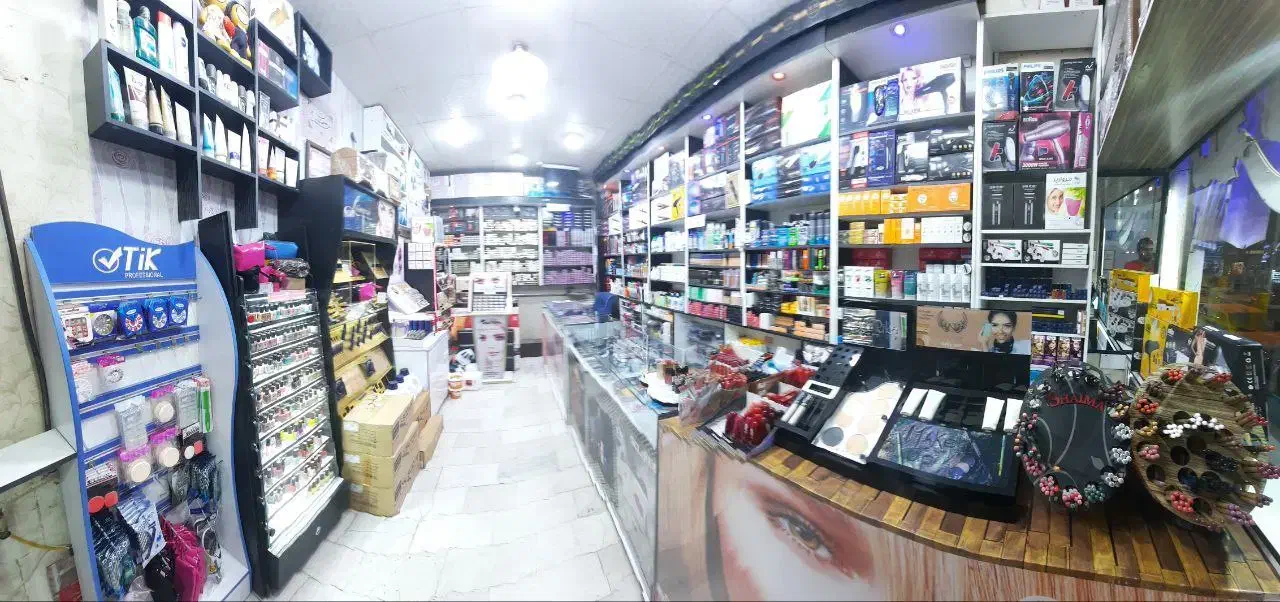 واگذاری کامل مغازه آرایشی و بهداشتی|اجارهٔ مغازه و غرفه|اقبالیه, |دیوار