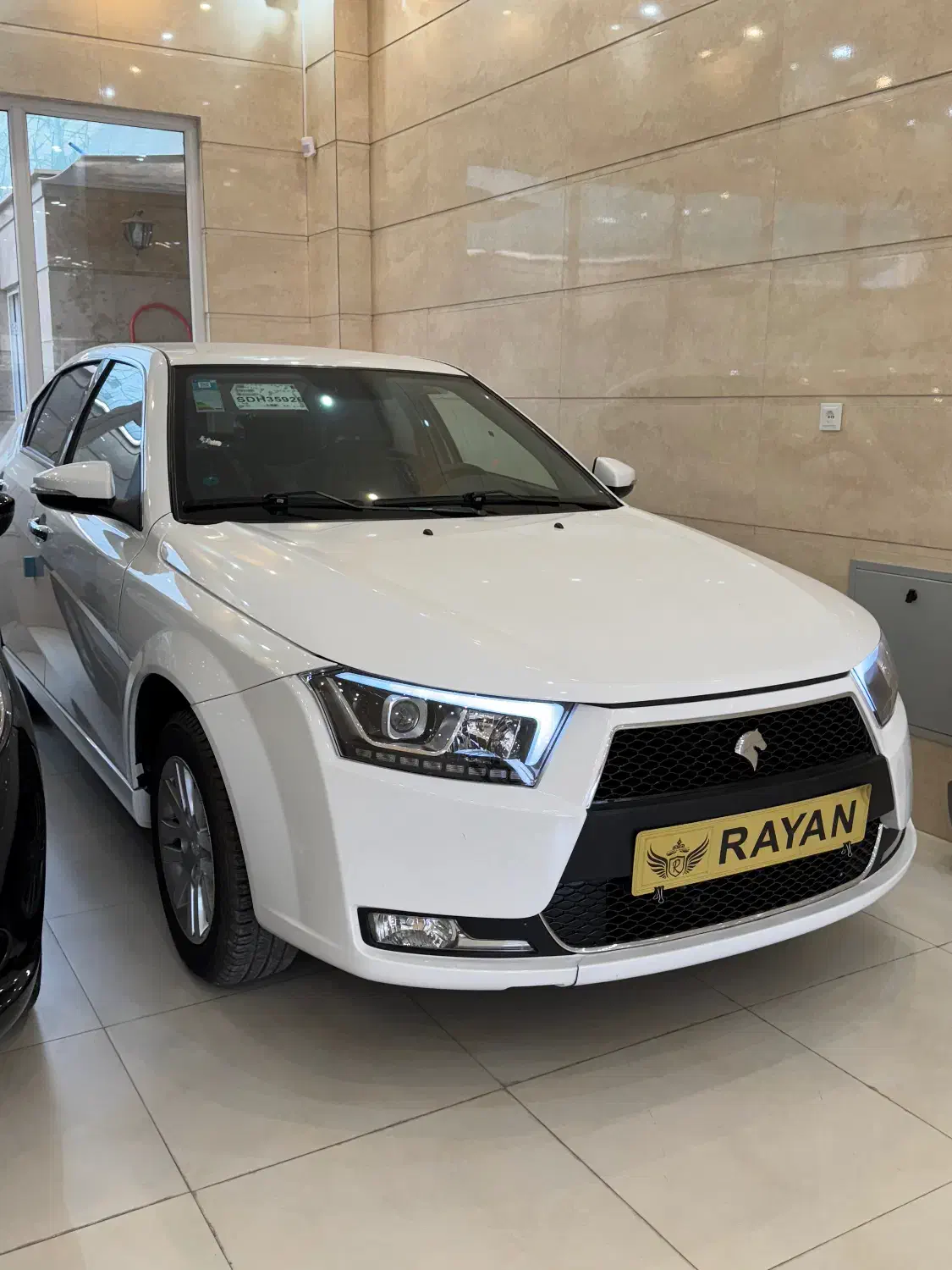 دنا ۶ سرعته ۱۴۰۴ (اتو گالری رایان)|خودرو سواری و وانت|کاشان, شهرک امیرالمومنین|دیوار