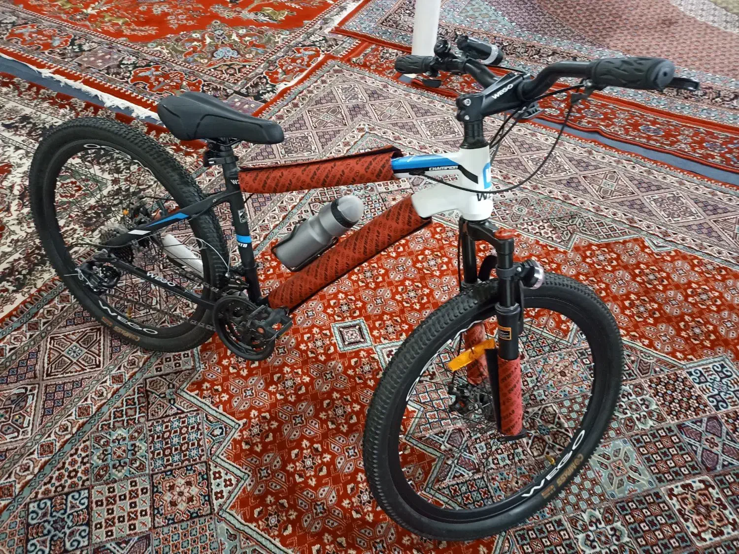 دوچرخه|دوچرخه، اسکیت، اسکوتر|کبودرآهنگ, |دیوار