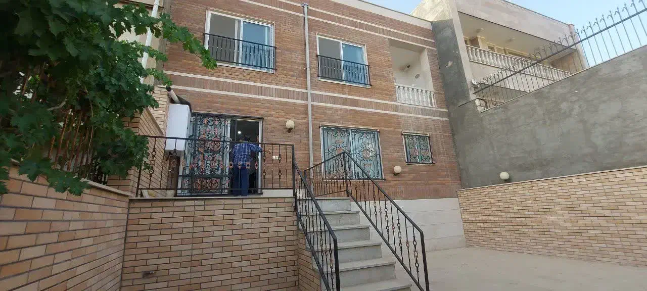 ملک مسکونی دو طبقه شخصی در طرق رود نطنز|فروش خانه و ویلا|نطنز, |دیوار