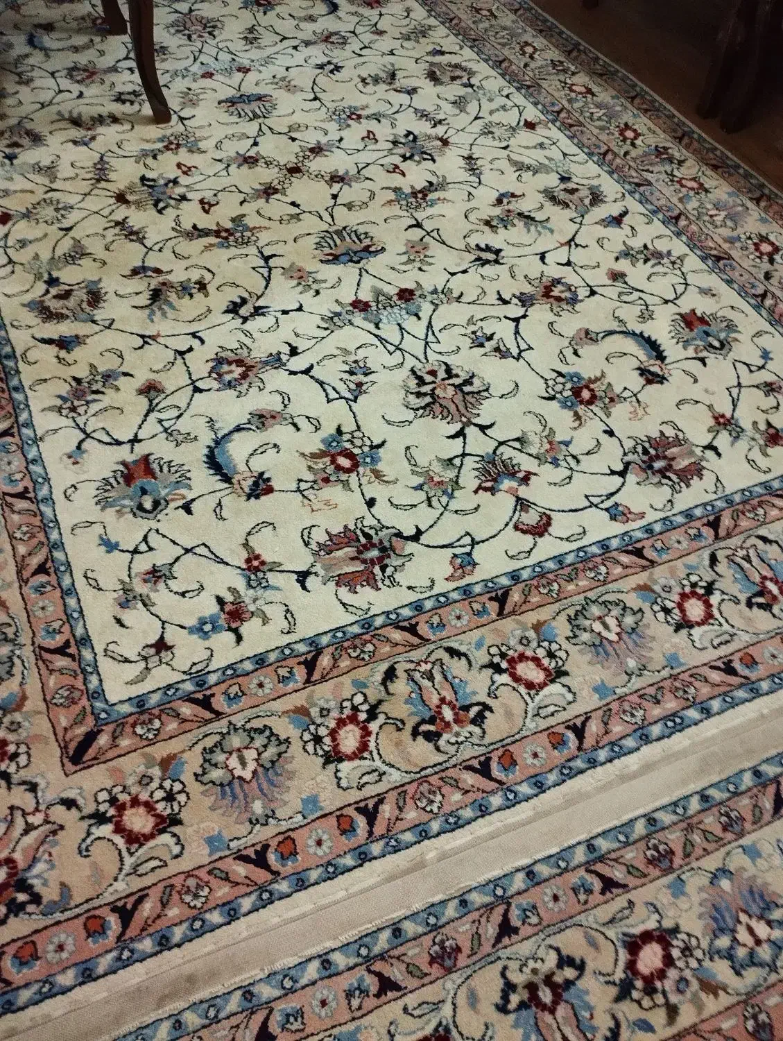 فرش دستبافت|فرش|گلبهار, شهر جدید گلبهار|دیوار