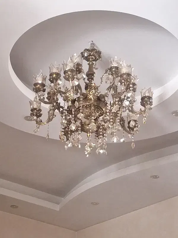 لوستربرنجی در حد نو|لوستر و چراغ آویز|اسلام‌شهر, شهرک مهدیه|دیوار