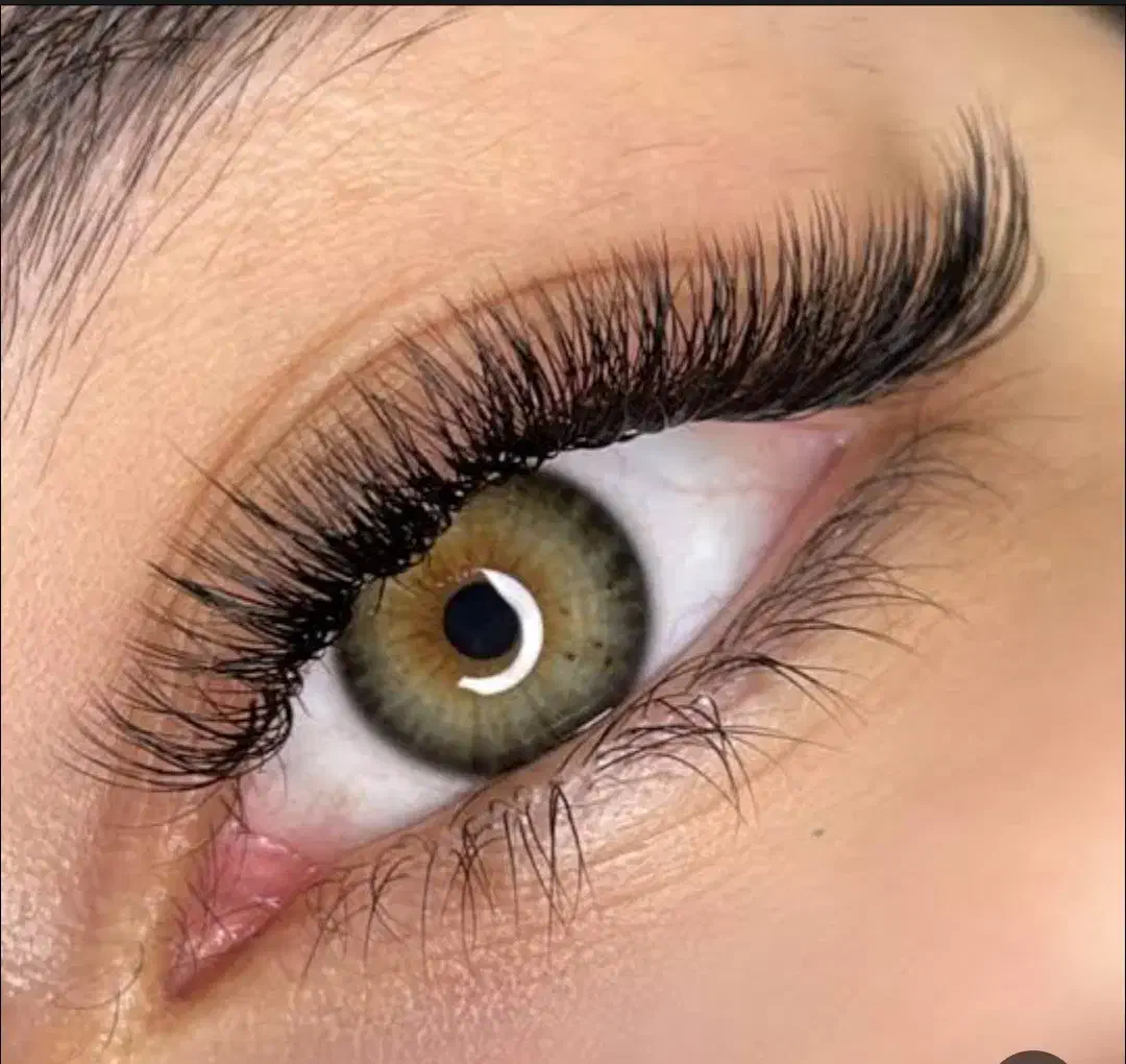 آموزش‌ وخدمات صفر تا صد اکستنشن مژه و لیفت و لمینت|خدمات آموزشی|نجف‌آباد, الله اکبر|دیوار