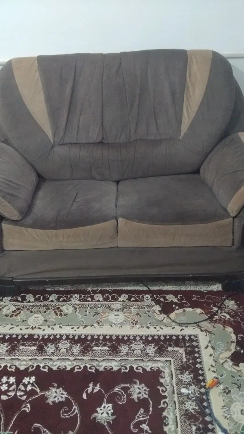 مبل|مبلمان خانگی و میز عسلی|نیشابور, شهرکهنه|دیوار