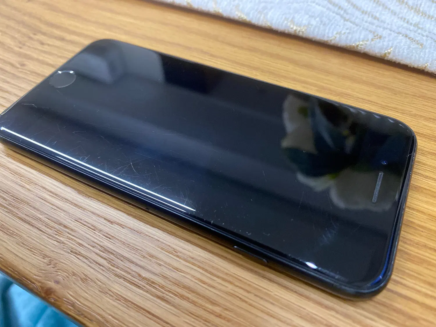 iPhoneSe|موبایل|سمنان, |دیوار