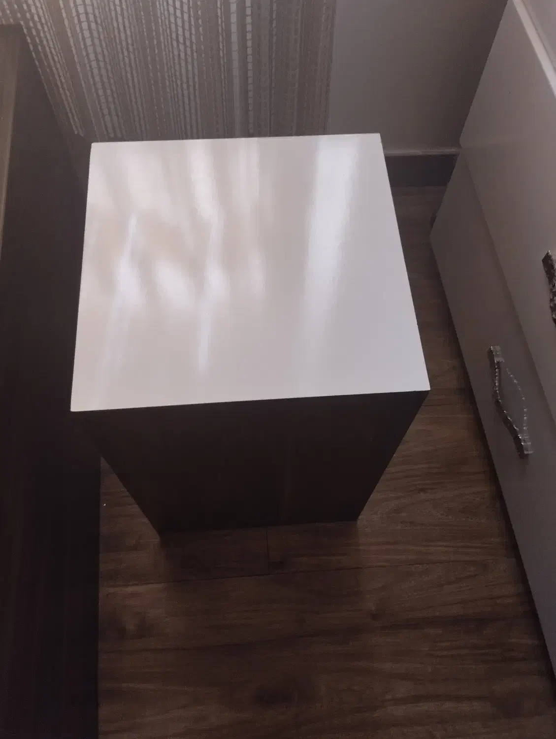 صندلی ارایش نو میباشد|صندلی و نیمکت|ساری, |دیوار