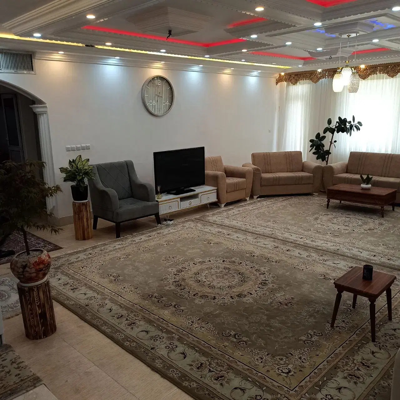 سویت|اجارهٔ کوتاه‌مدت آپارتمان و سوئیت|مهاباد (آذربایجان غربی), |دیوار