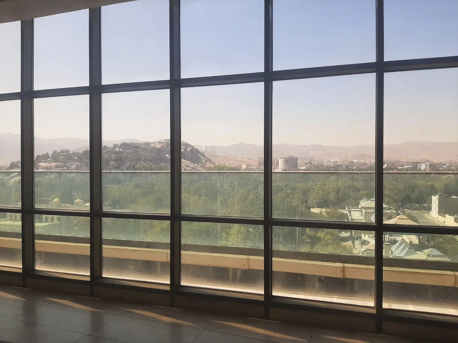 تصویر اصلی