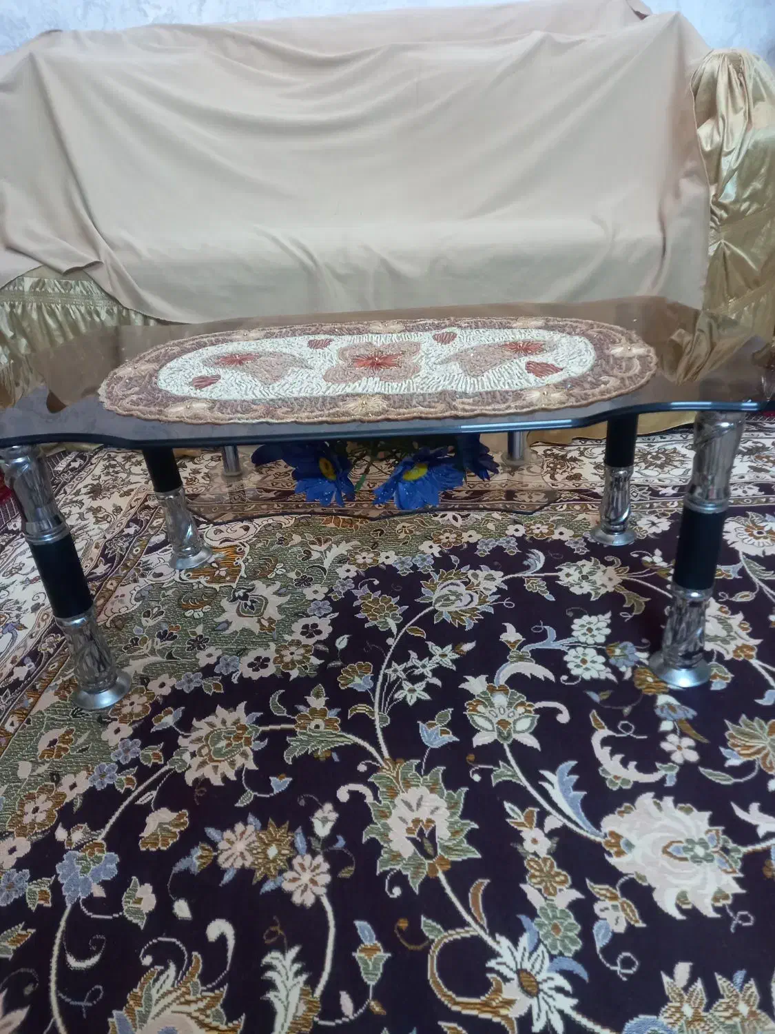 جلومبلی بزرگ(میز بزرگ)|مبلمان خانگی و میز عسلی|اهر, |دیوار