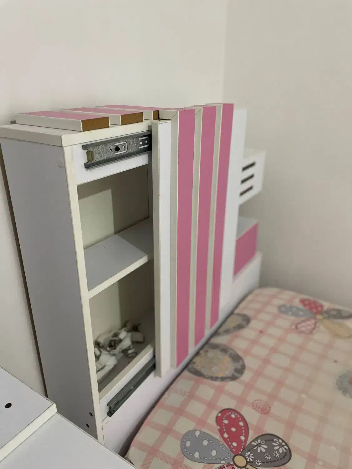 تخت|تخت و سرویس خواب|رشت, سلیمانداراب|دیوار