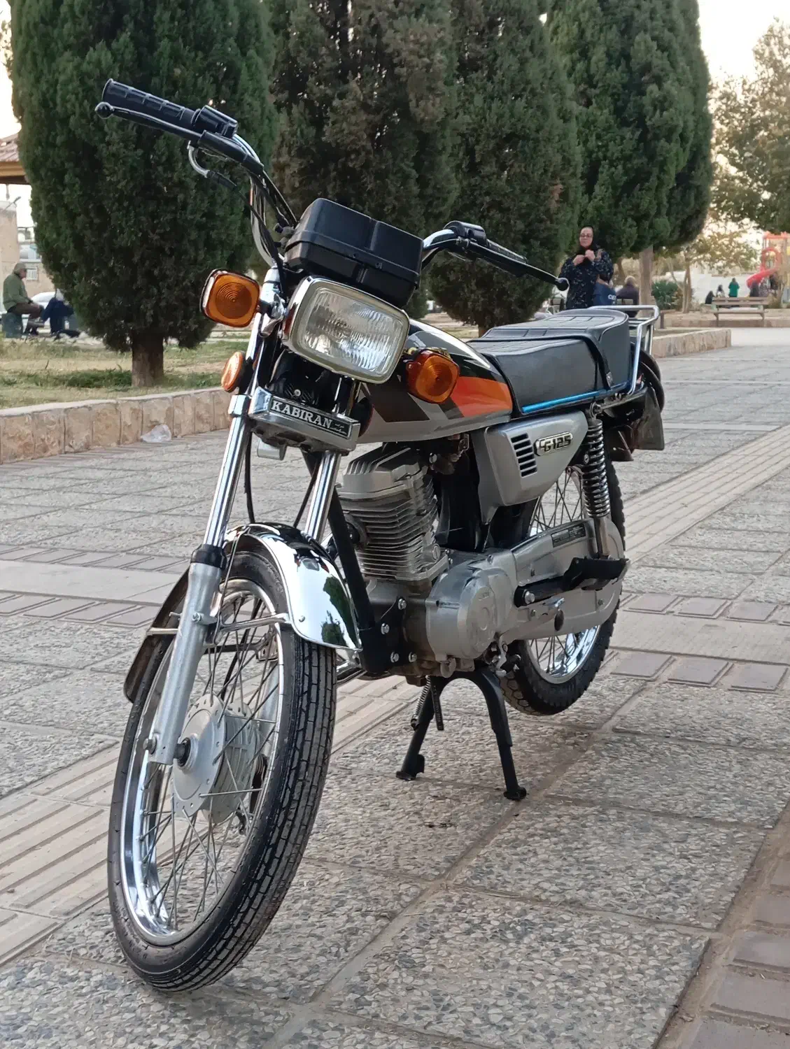 هوندا 125پیشرو|موتورسیکلت|شیراز, دارالرحمه|دیوار