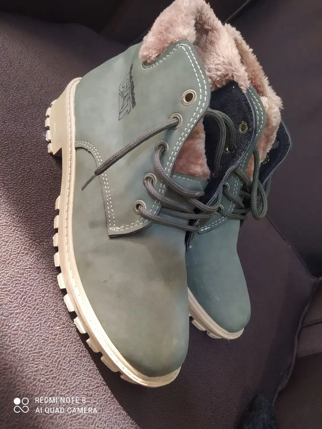 نیم بوت کفش چکمه|کیف، کفش، کمربند|برخوار, |دیوار