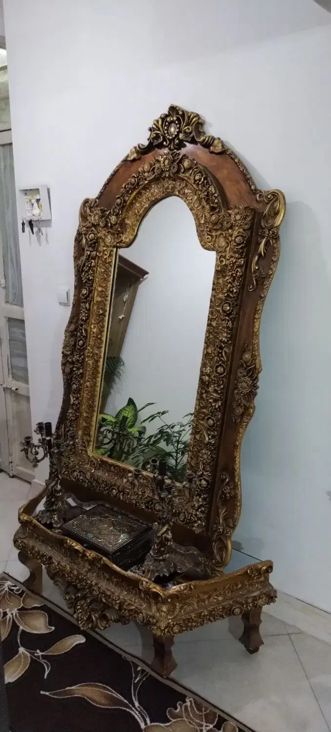 آینه شمعدان در حد نو|بوفه، ویترین، کنسول|گلبهار, شهر جدید گلبهار|دیوار