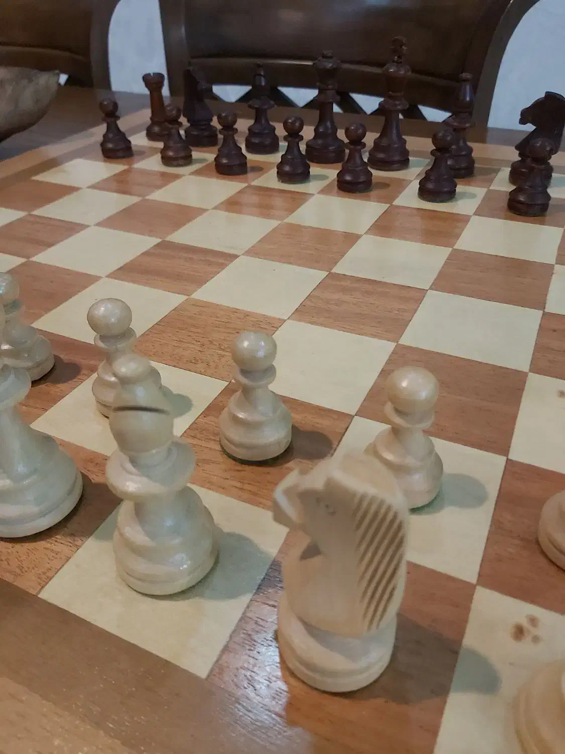 صفحه و مهره چوبی شطرنج  اعلا و قدیمی|کلکسیون اشیاء عتیقه|اهواز, گلستان|دیوار