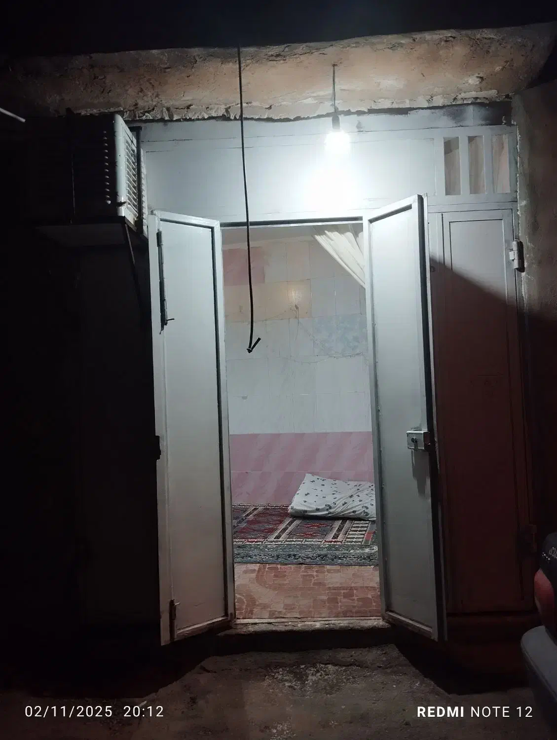 رهن پارکینگ ۵۰ میلیون تومان|اجارهٔ خانه و ویلا|شیراز, شهرک کوشکک|دیوار