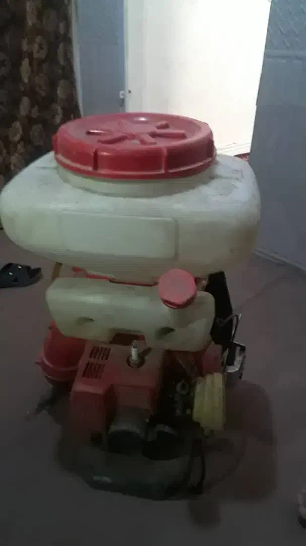 موتور سم پاش بنزینی|ابزارآلات|گلبهار, بیزکی|دیوار