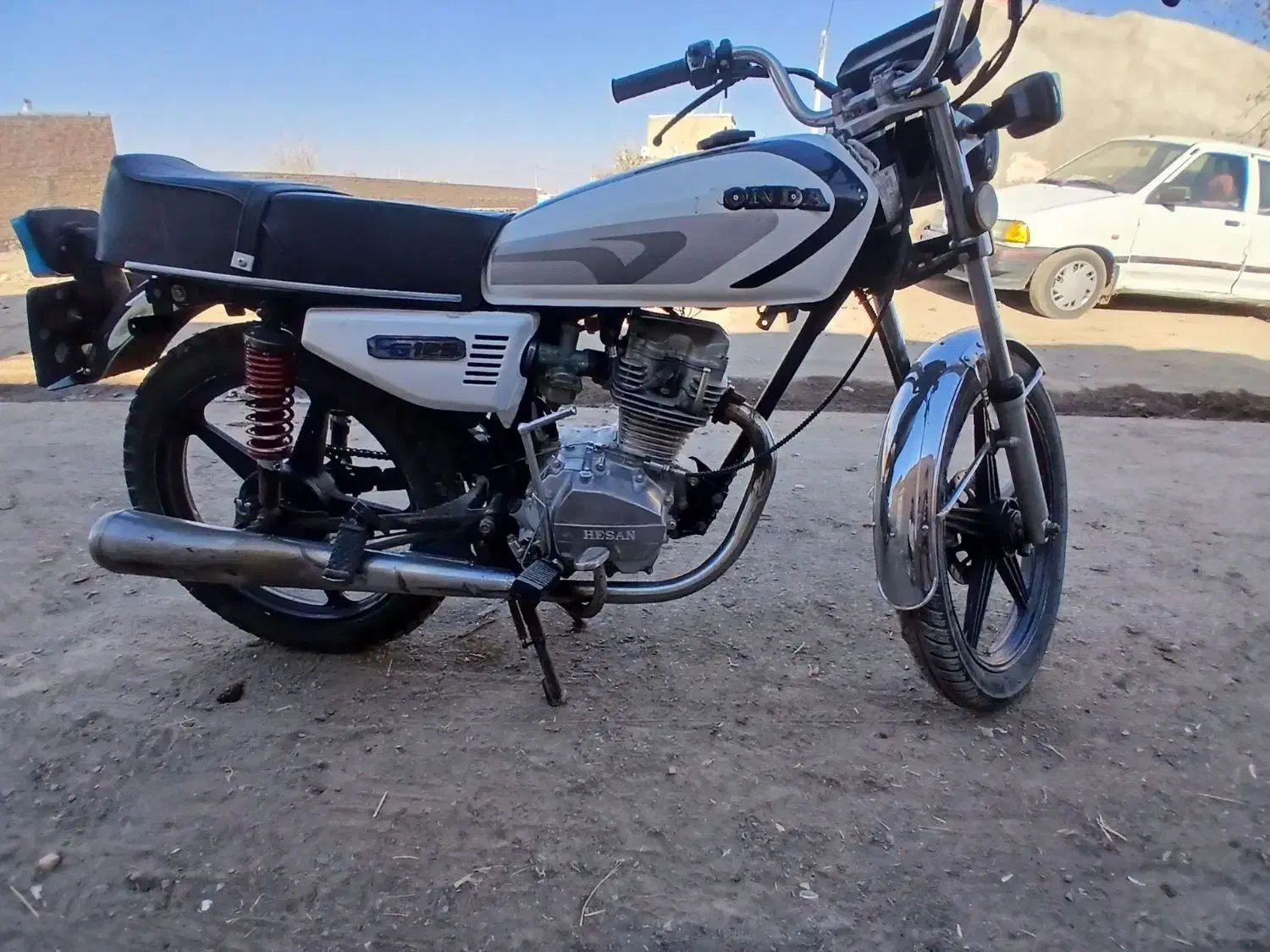 متور هندا|موتورسیکلت|میان جلگه, |دیوار