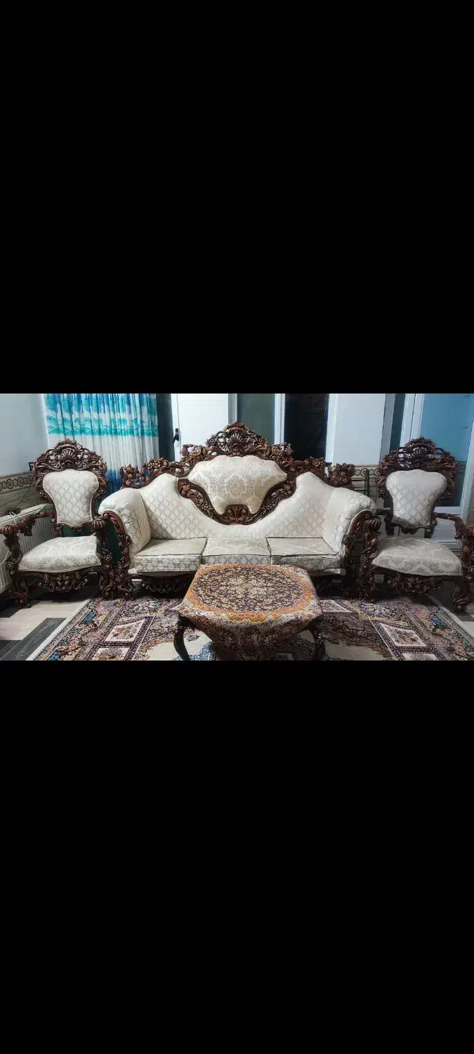 مبلی سلطنتی ۹نفره درحدنو|مبلمان خانگی و میز عسلی|یزد, |دیوار