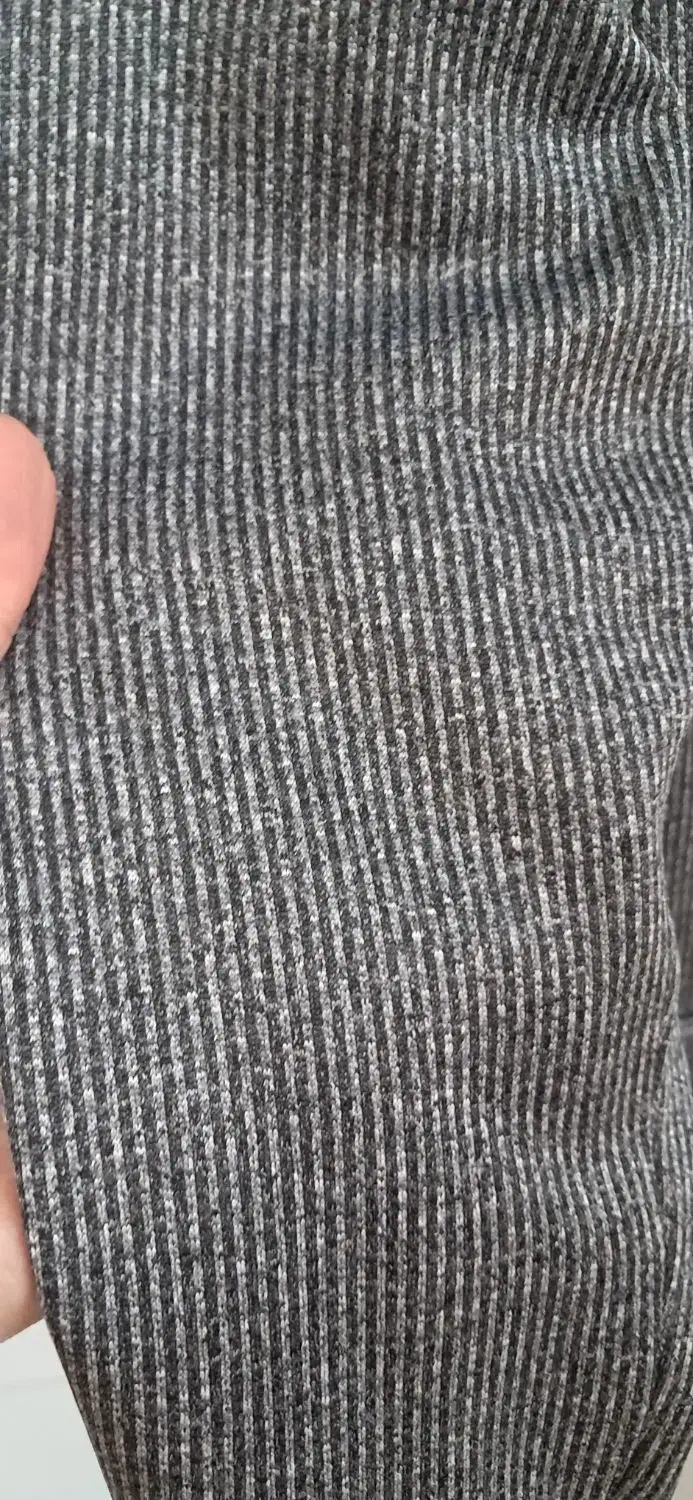 کت تک|لباس|قم, شاه سید علی|دیوار