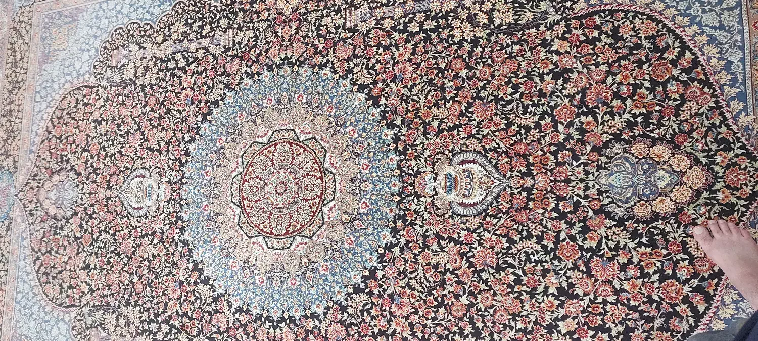 فرش فرهی ۹ متری در حد نو کم استفاده شده|فرش|تهران, مسعودیه|دیوار