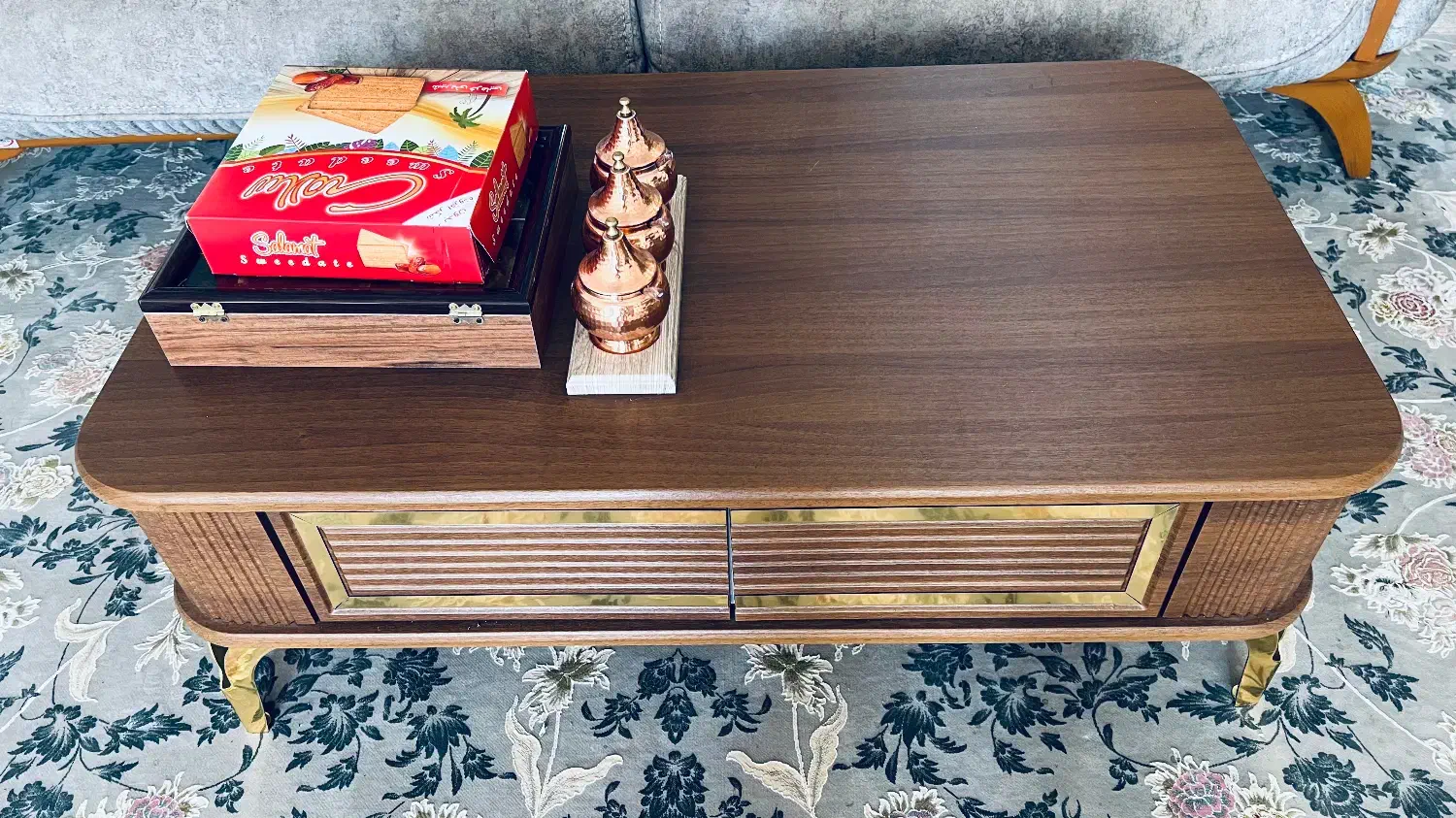 وسایل خانه و اشپزخانه|مبلمان خانگی و میز عسلی|سیرجان, |دیوار