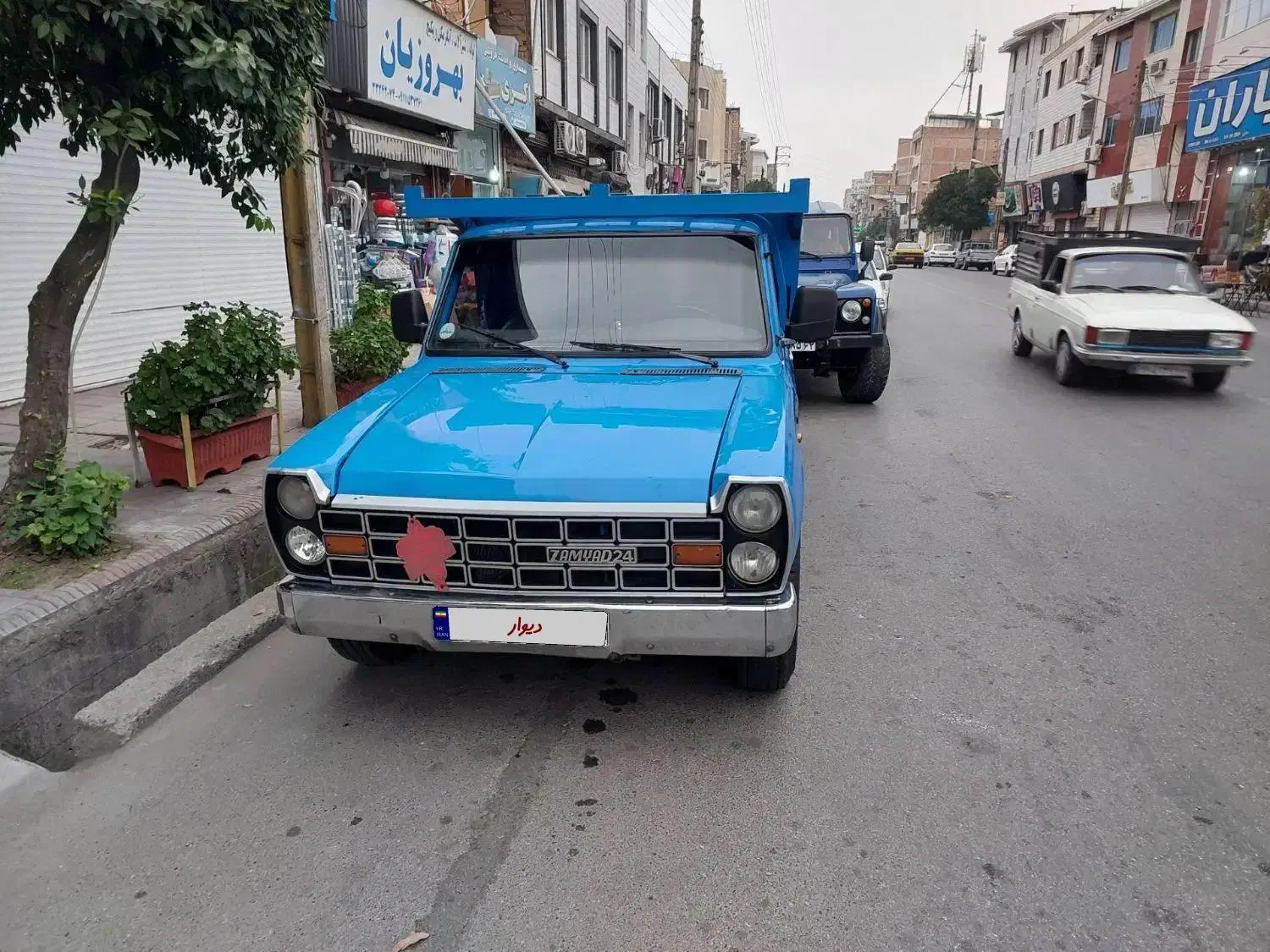 نیسان۹۳|خودرو سواری و وانت|ساری, |دیوار