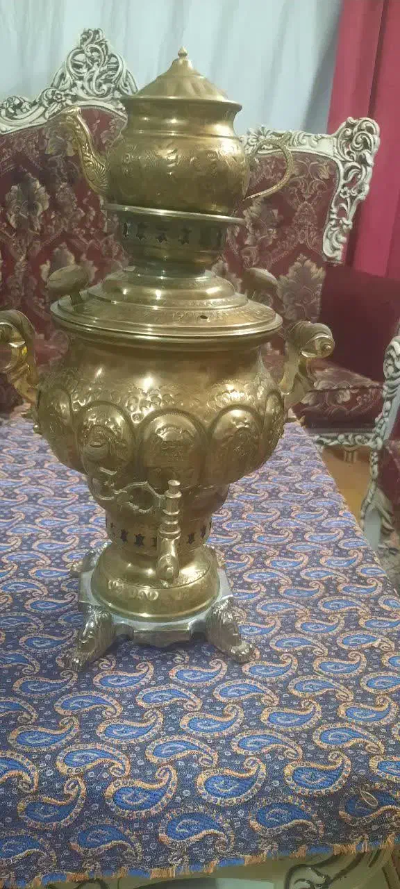 فروش سماور ذغالی ۳ لیتری جنس برنجی|سماور، چای‌ساز، قهوه‌ساز|پاکدشت, شهرک امام رضا|دیوار