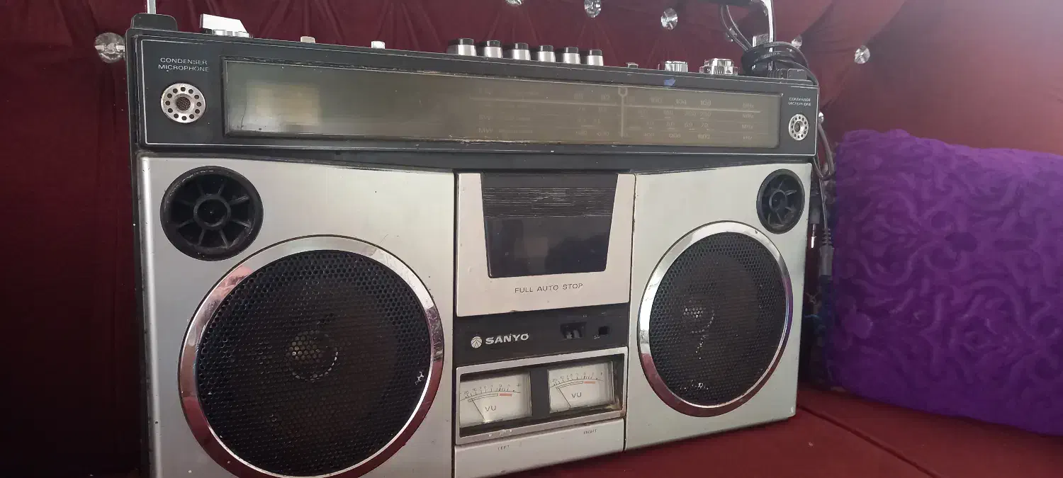 رادیو ضبط گروندیک آلمان و سانیو ژاپن|سیستم صوتی خانگی|تالش, هشتپر|دیوار