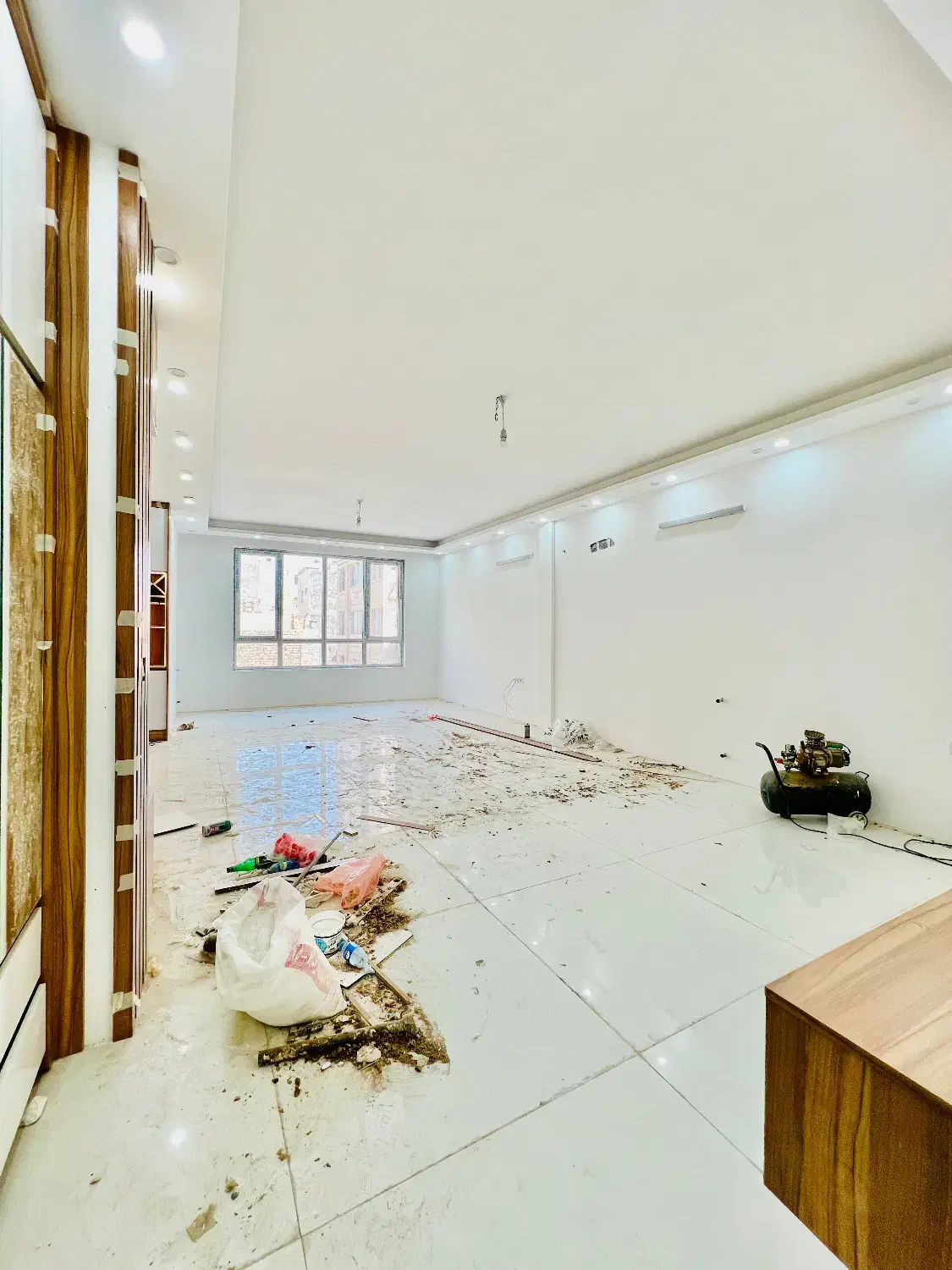 تک واحدی / نزدیک به حاشیه / صفر|فروش آپارتمان|مشهد, شهید مطهری|دیوار