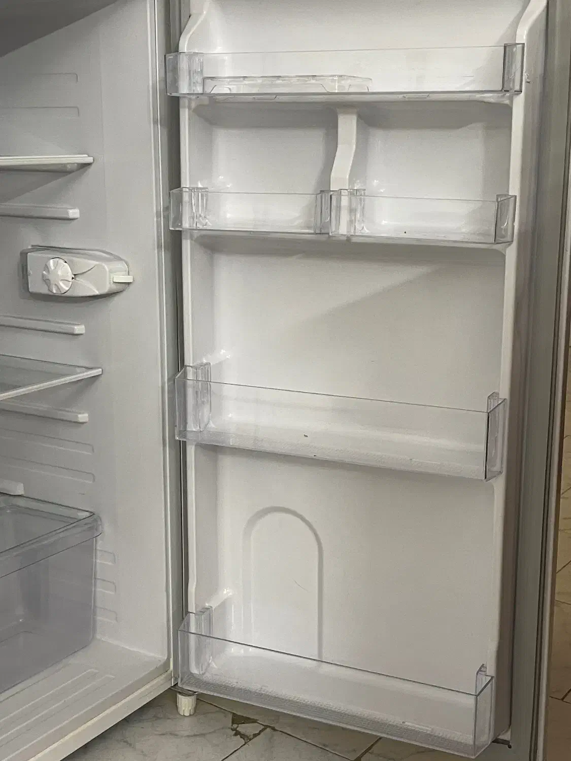 یخچال فریزر ۱۲فوت ایستکول|یخچال و فریزر|بابل, |دیوار