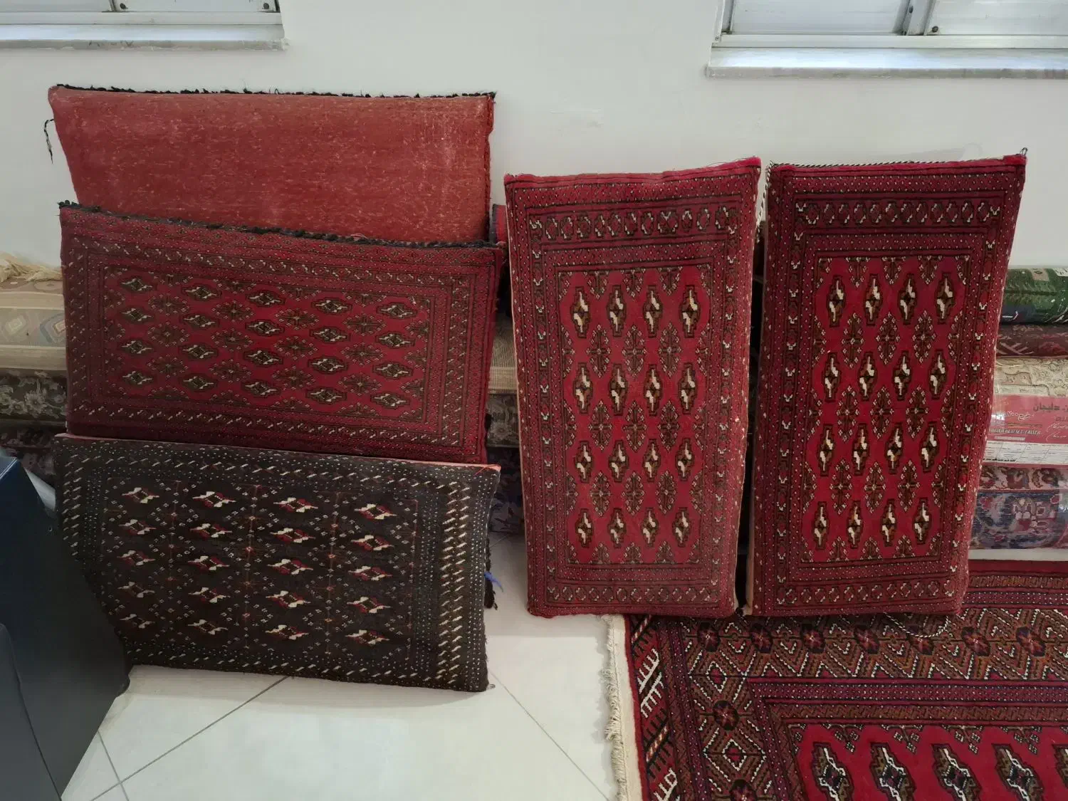 پشتی دست بافت|پشتی|گنبد کاووس, |دیوار