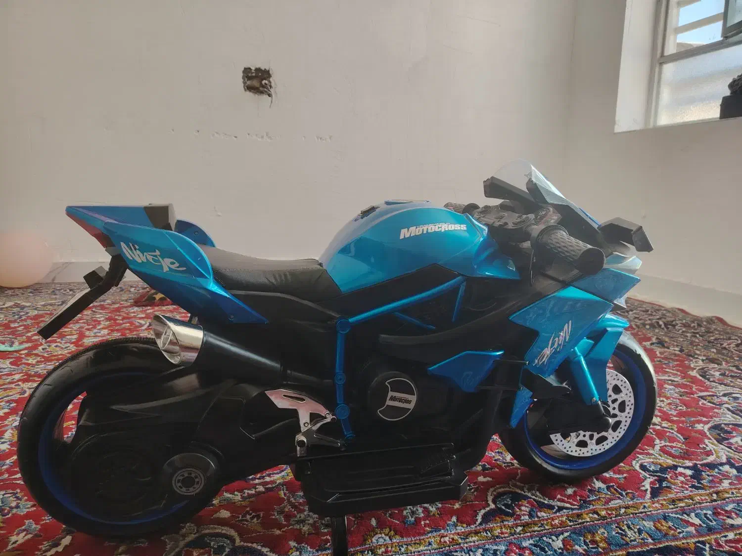 موتور شارژی|اسباب‌بازی بچه|بم, |دیوار